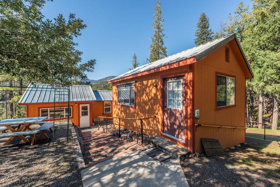 8341 East Side Road