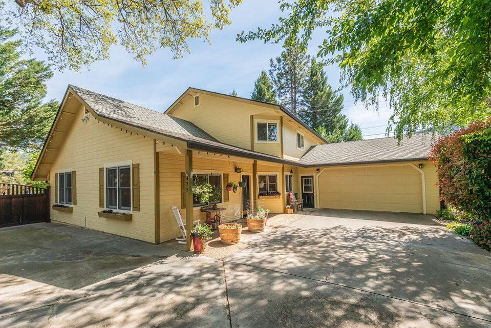 425 Mountain View Street