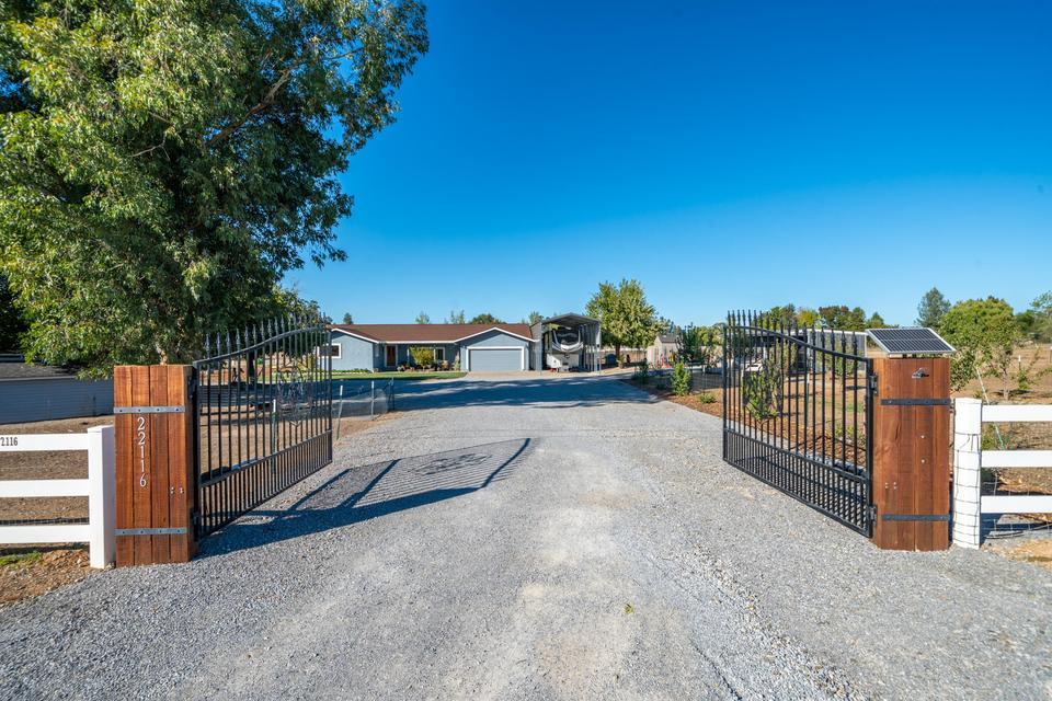 22116 University Avenue