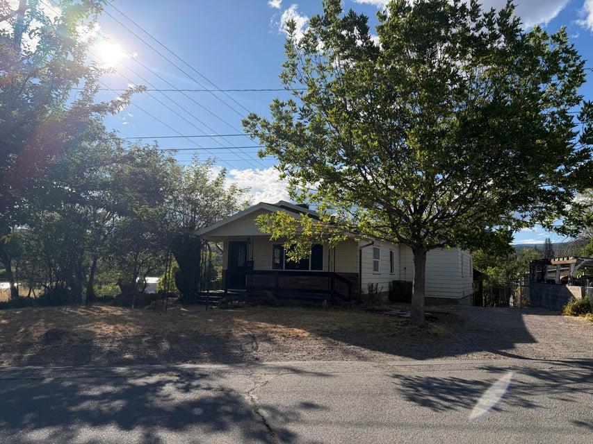 472 Prospect Avenue