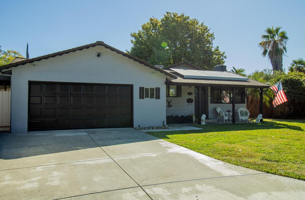 1545 Valerie Way