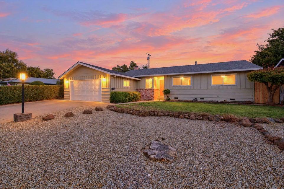 2069 Meadowbrook Drive