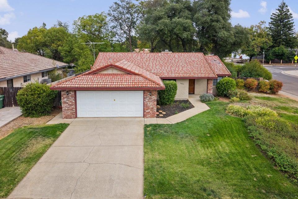 3697 Sunwood Drive