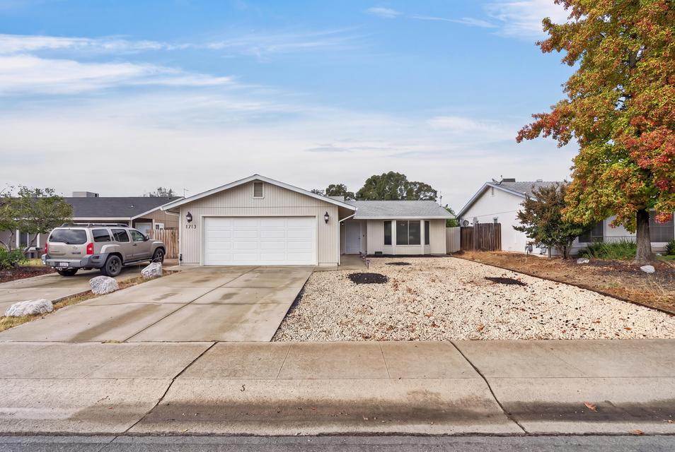 1713 Whistling Drive