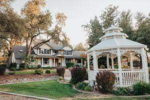 22217 Old 44 Drive