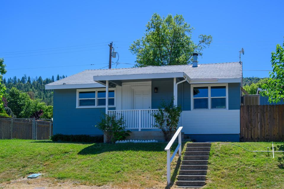 248 2nd Avenue