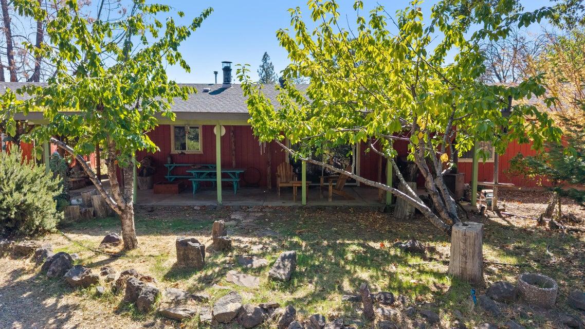 5594 Woodcutters Way