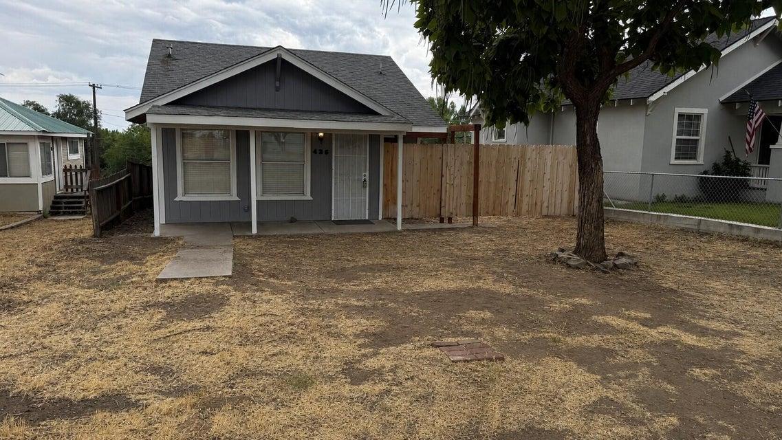 425 Pardee Avenue
