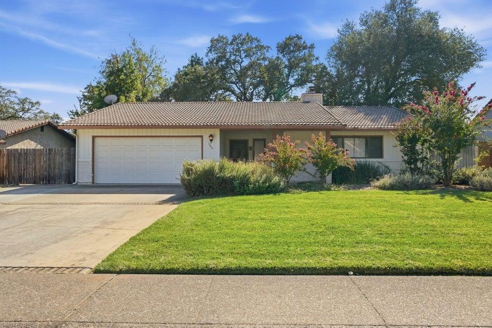 1444 Arroyo Manor Drive