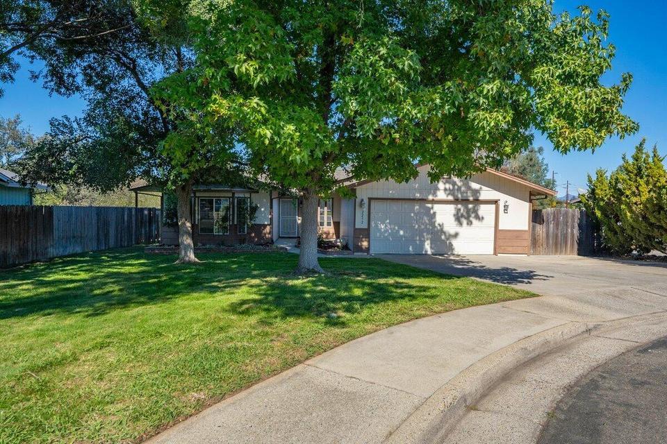 2252 Badger Court